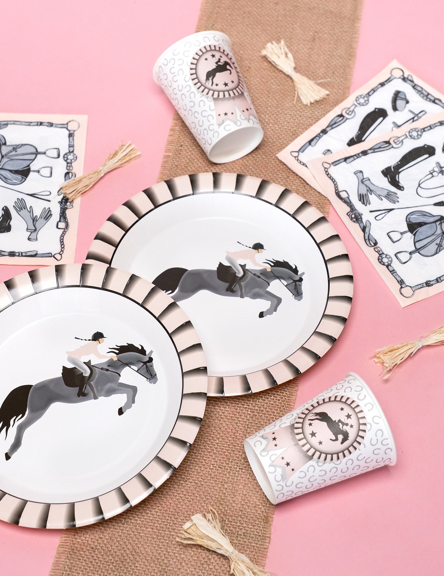 10 karton lovaspohár 7,8 x 9,7 cm patkóminta