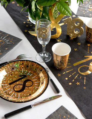 10 ünnepi fekete és arany "Boldog születésnapot" kartonpohár