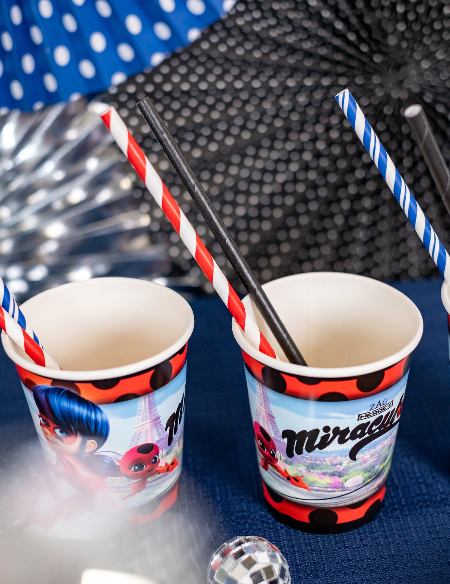 10 piros csíkos karton szalma 19,5 cm