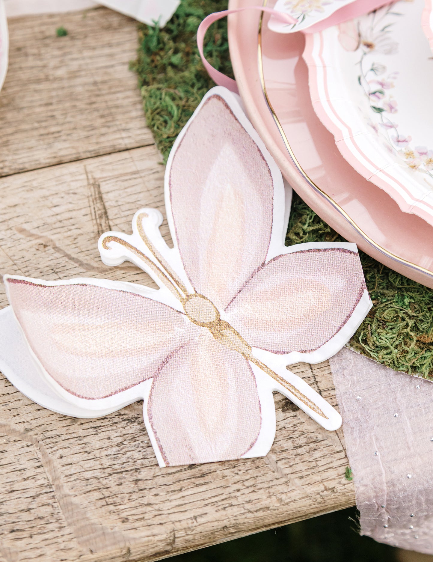 10 pasztellrózsaszín és lila papír tündérszalvéta, 33 x 33 cm pillangóminta