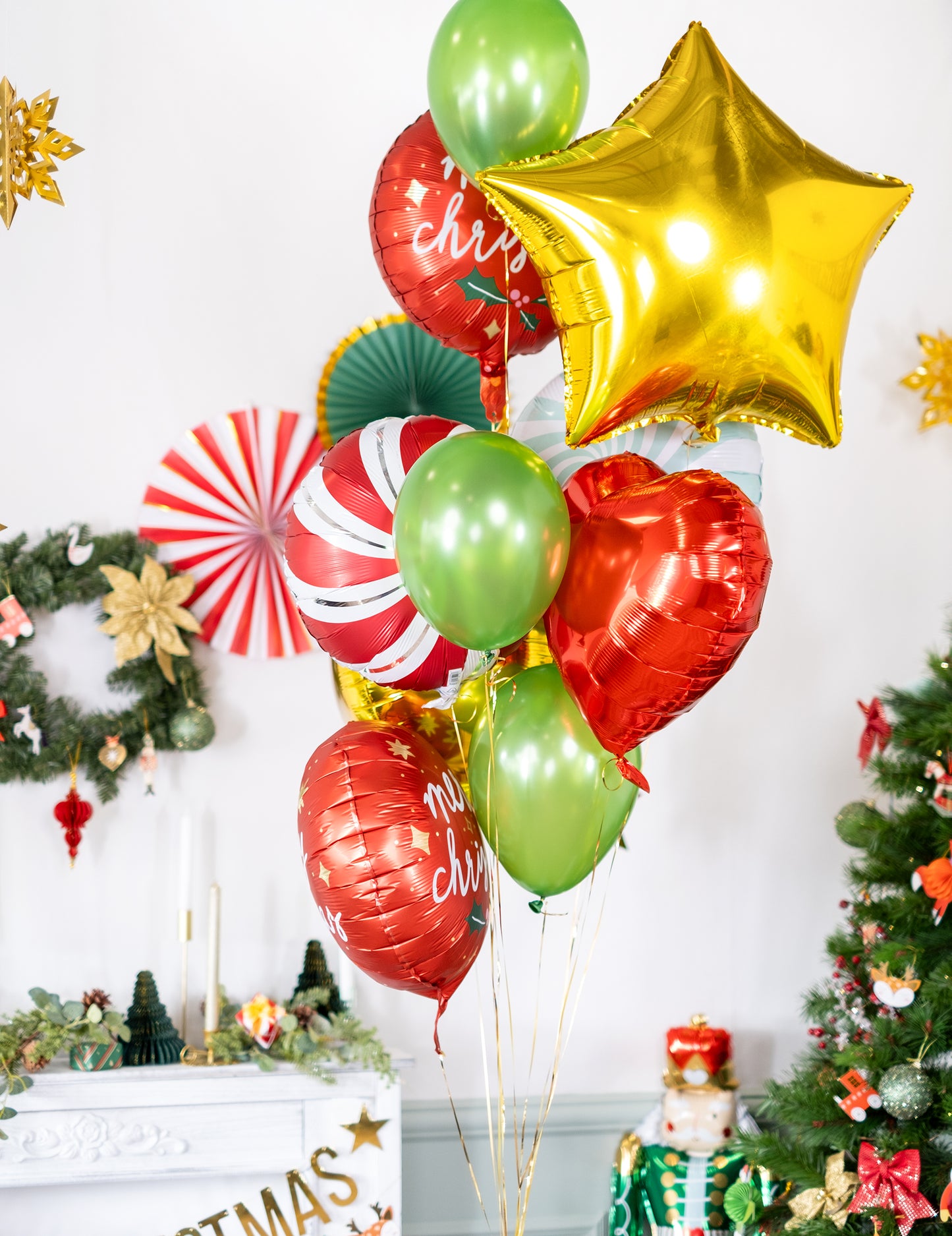 100 fém zöld léggömb 29 cm