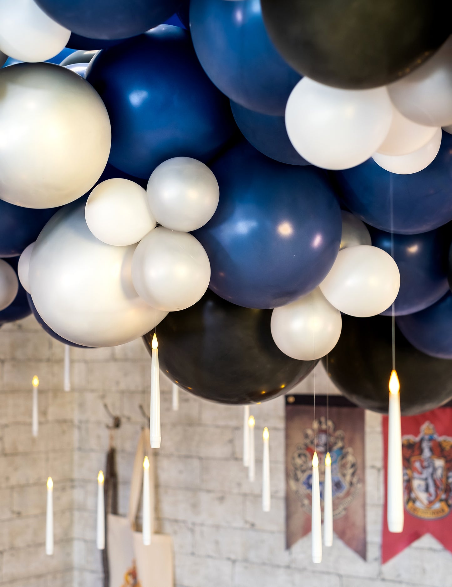 100 db mini ezüst metál latex lufi, 13 cm-es, parti dekorációhoz