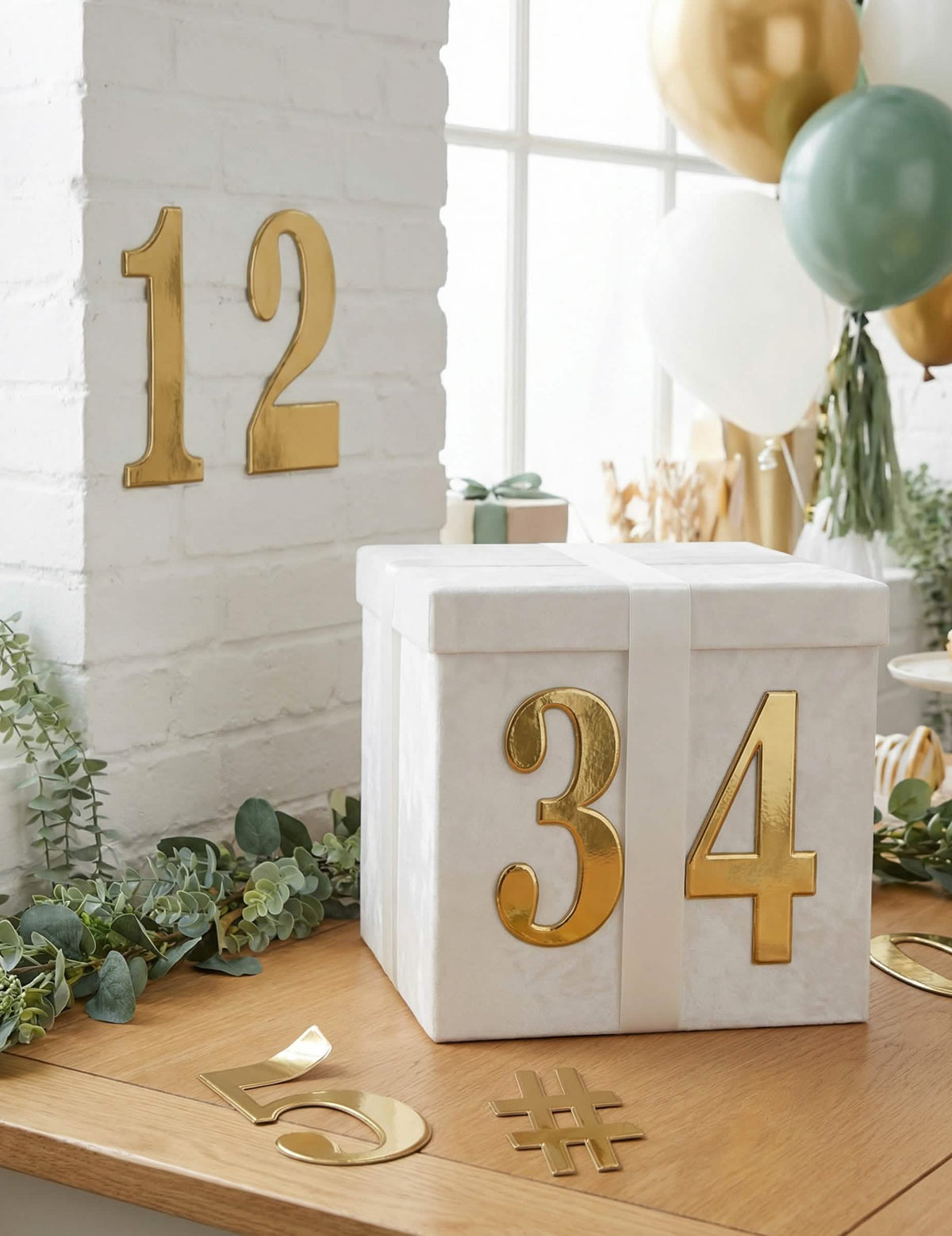 Szituáció a születésnapi öntapadós szám matricák party díszítéséhez arany