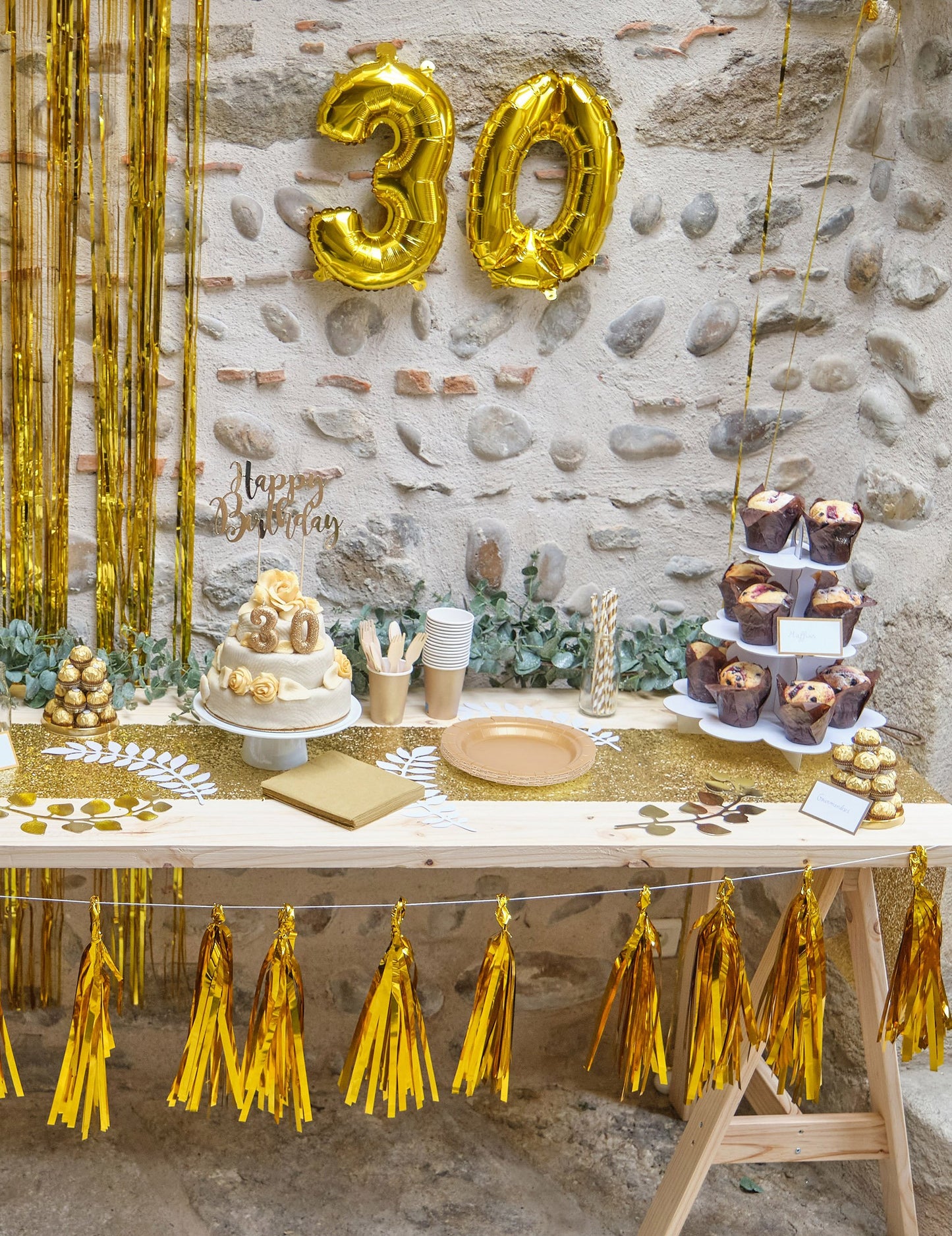 16 matt arany kartontányér 22 cm kerek