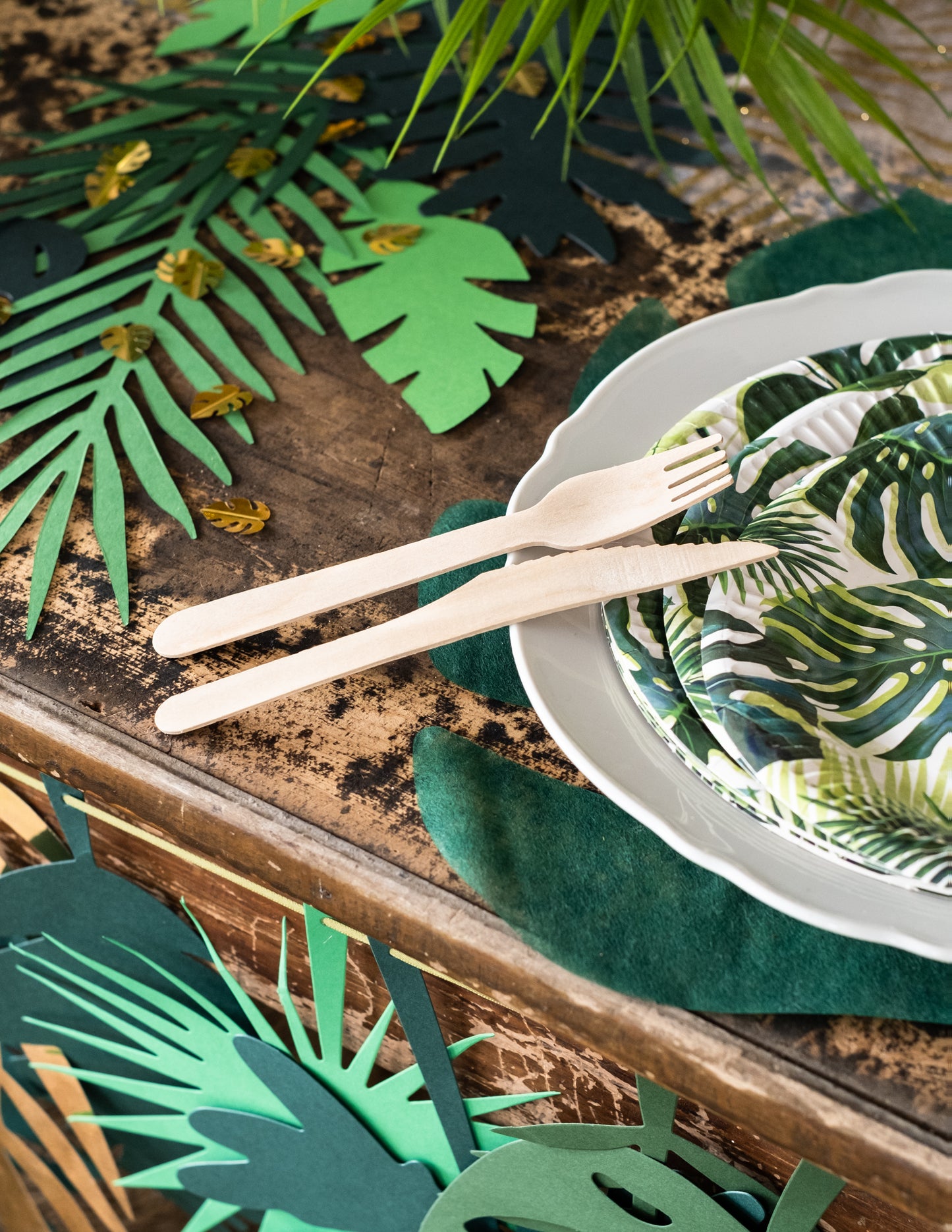 18 fa evőeszköz 16 cm