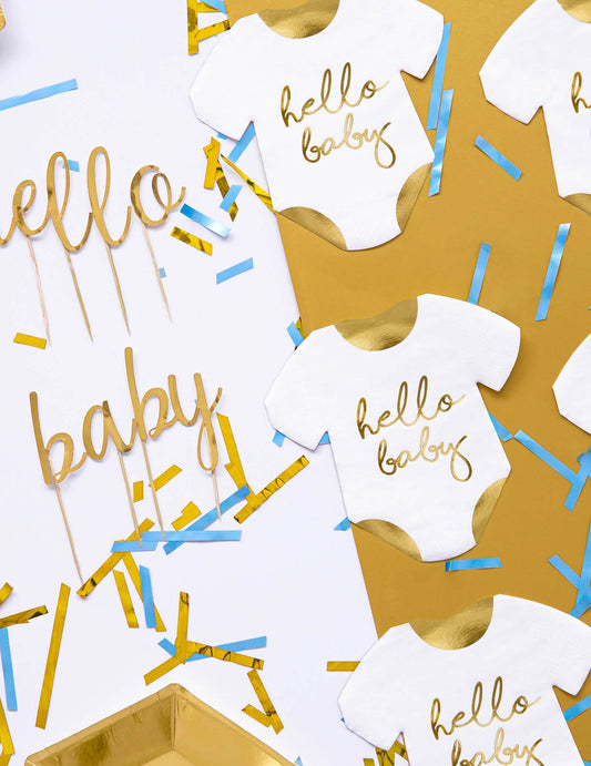 Mise en scène avec confettis des serviettes en papier body Hello Baby