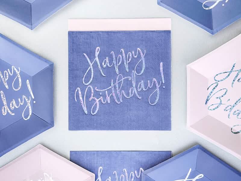 Irizáló Happy Birthday papírszalvéták elrendezése születésnapra
