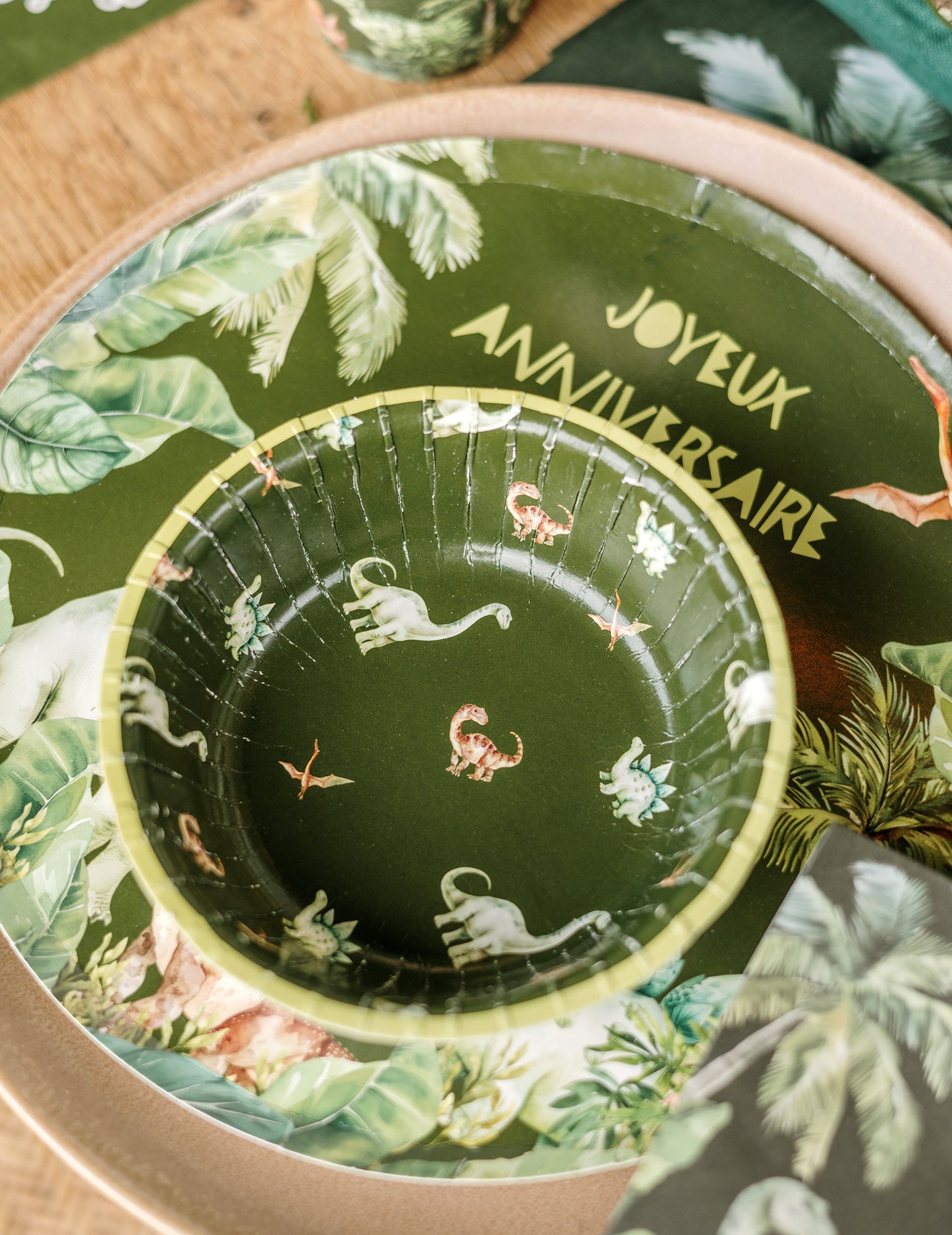 6 zöld karton dinoszaurusz tál 13 cm születésnapra