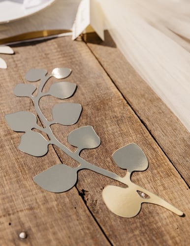 6 fehér és arany páfrány és eukaliptusz levél 30 cm papír