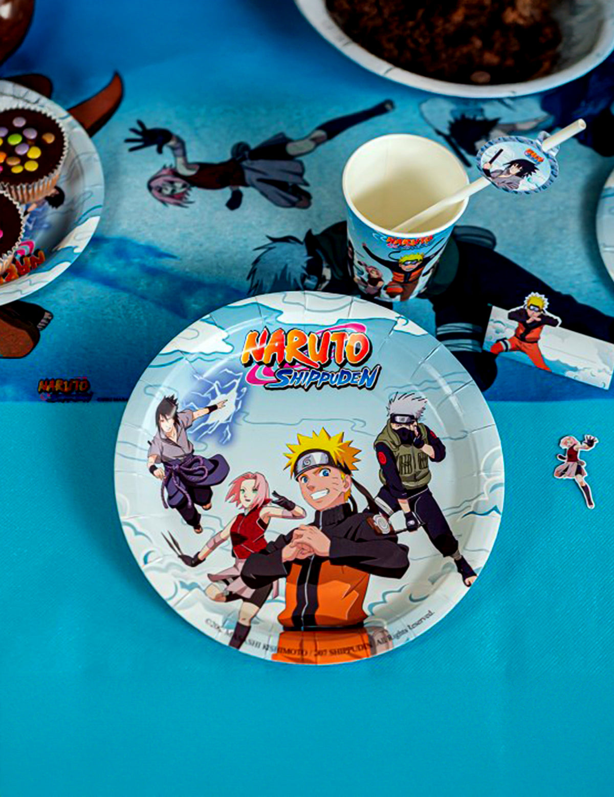 8 db 23 cm-es karton Naruto Shippuden™ tányér