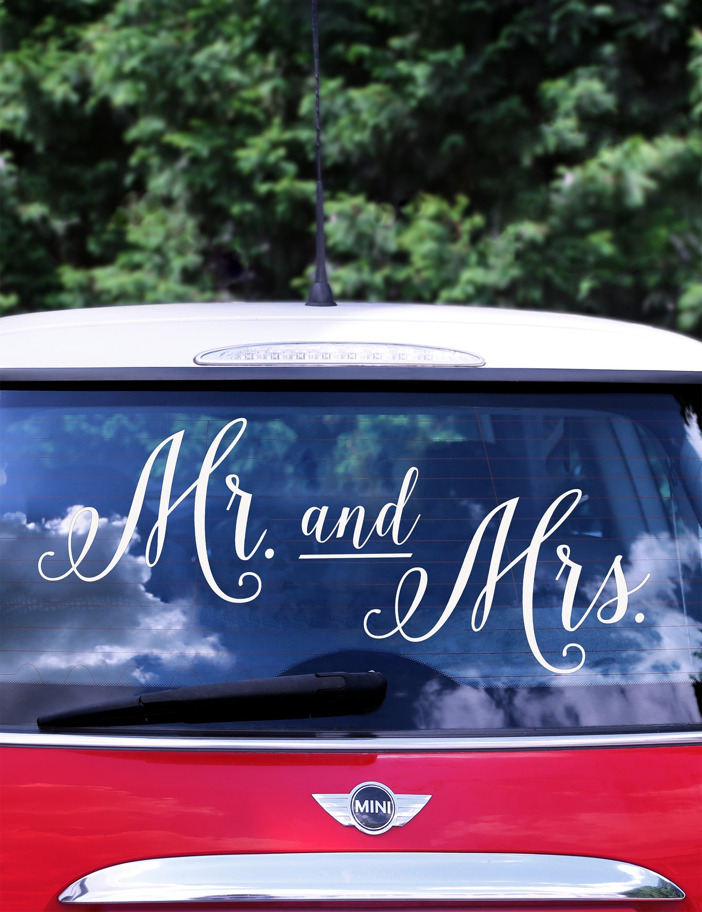 Fehér Mr. és Mrs. autómatricák, 3 db-os szett