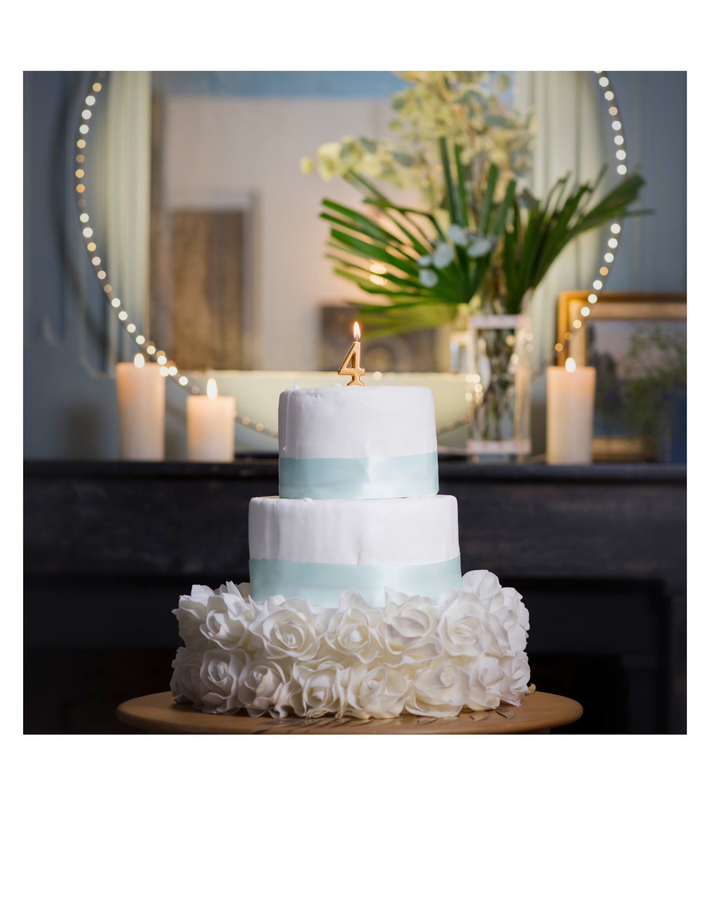 Metál arany 4-es számú születésnapi gyertya 4.3 cm viasz