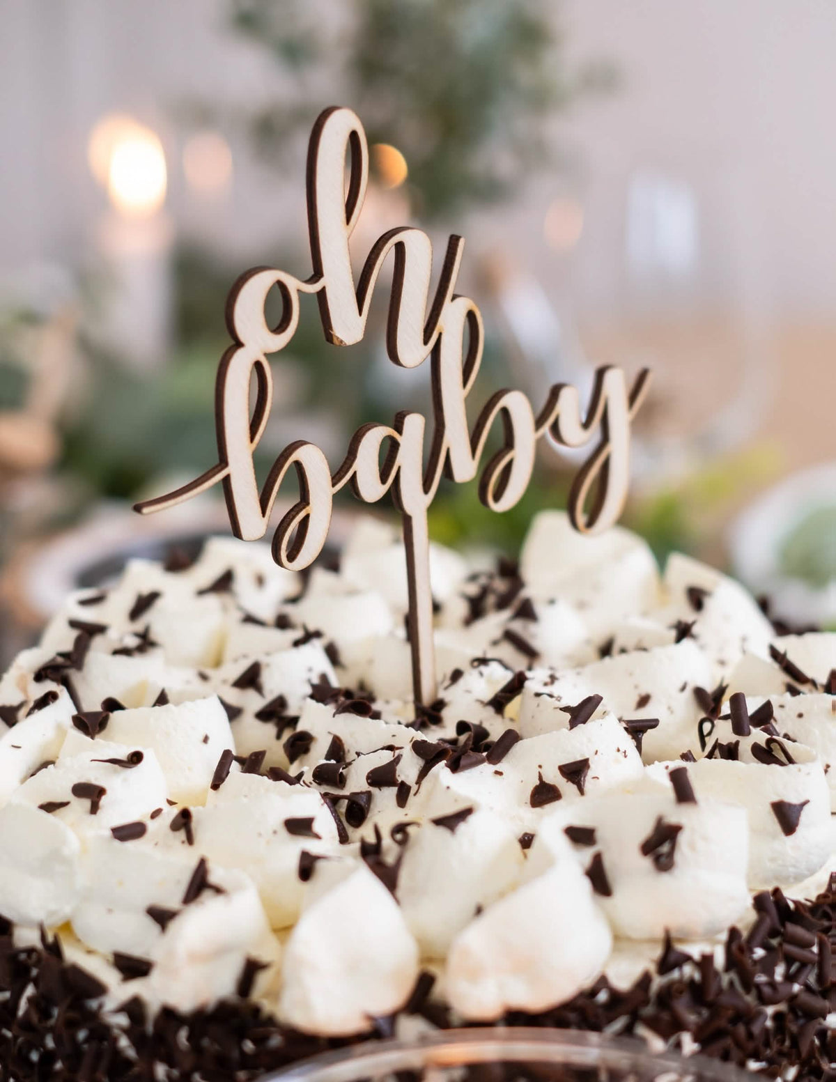 A cake topper oh baby felszerelésének részletei babaváró bulira