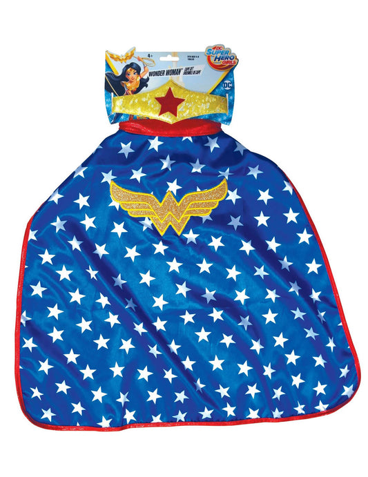 Vue d'ensemble à plat de la cape et tiare Wonder Woman Super Hero Girls
