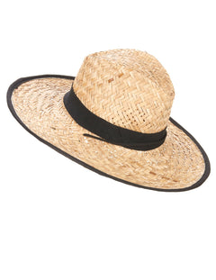 Nyugati kalapok és fejdíszek