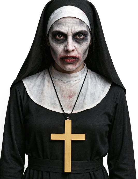 Mise en situation avec un déguisement de nonne du collier croix de moine