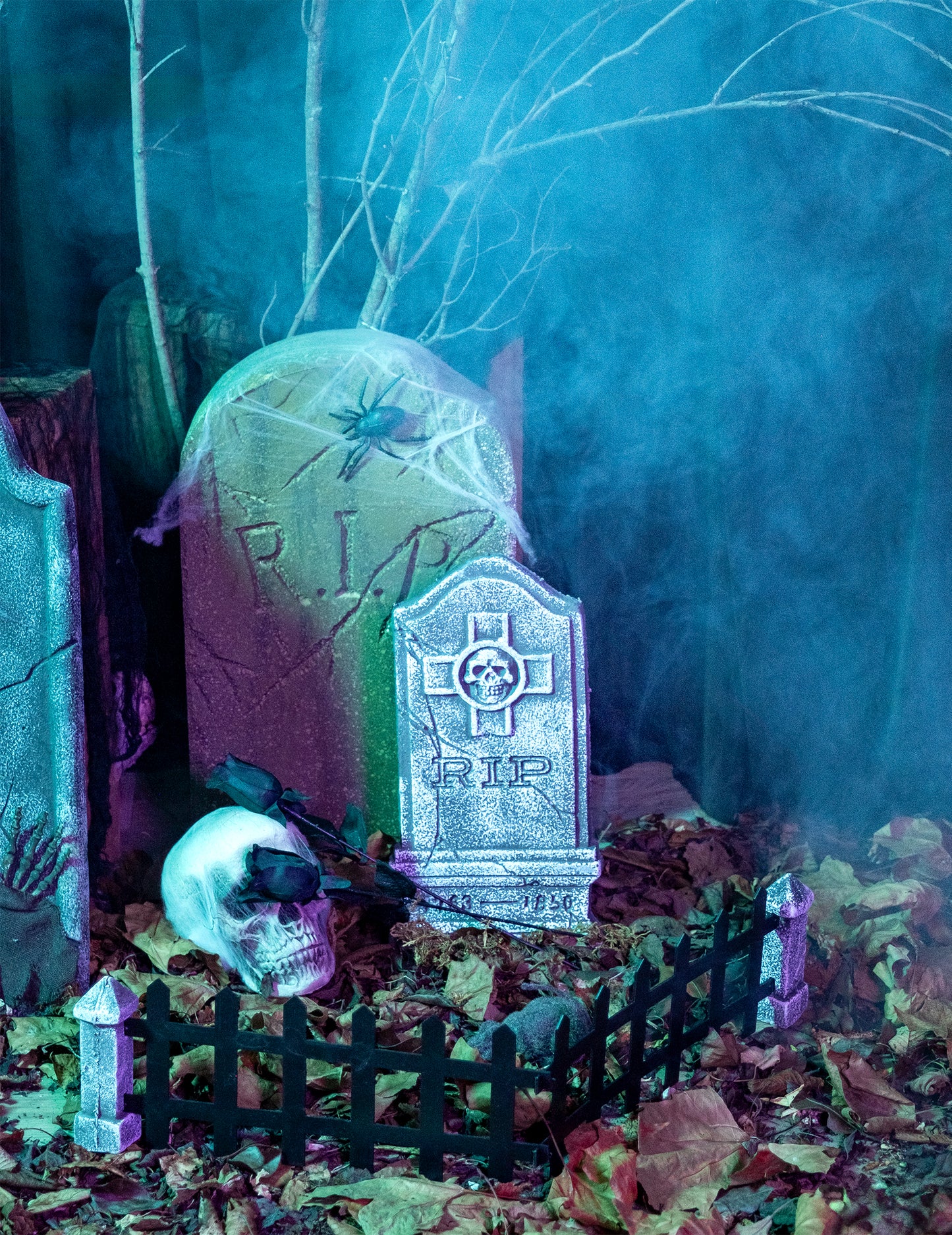 Dekorációk 21 szoba csontváz és halloween sírkő