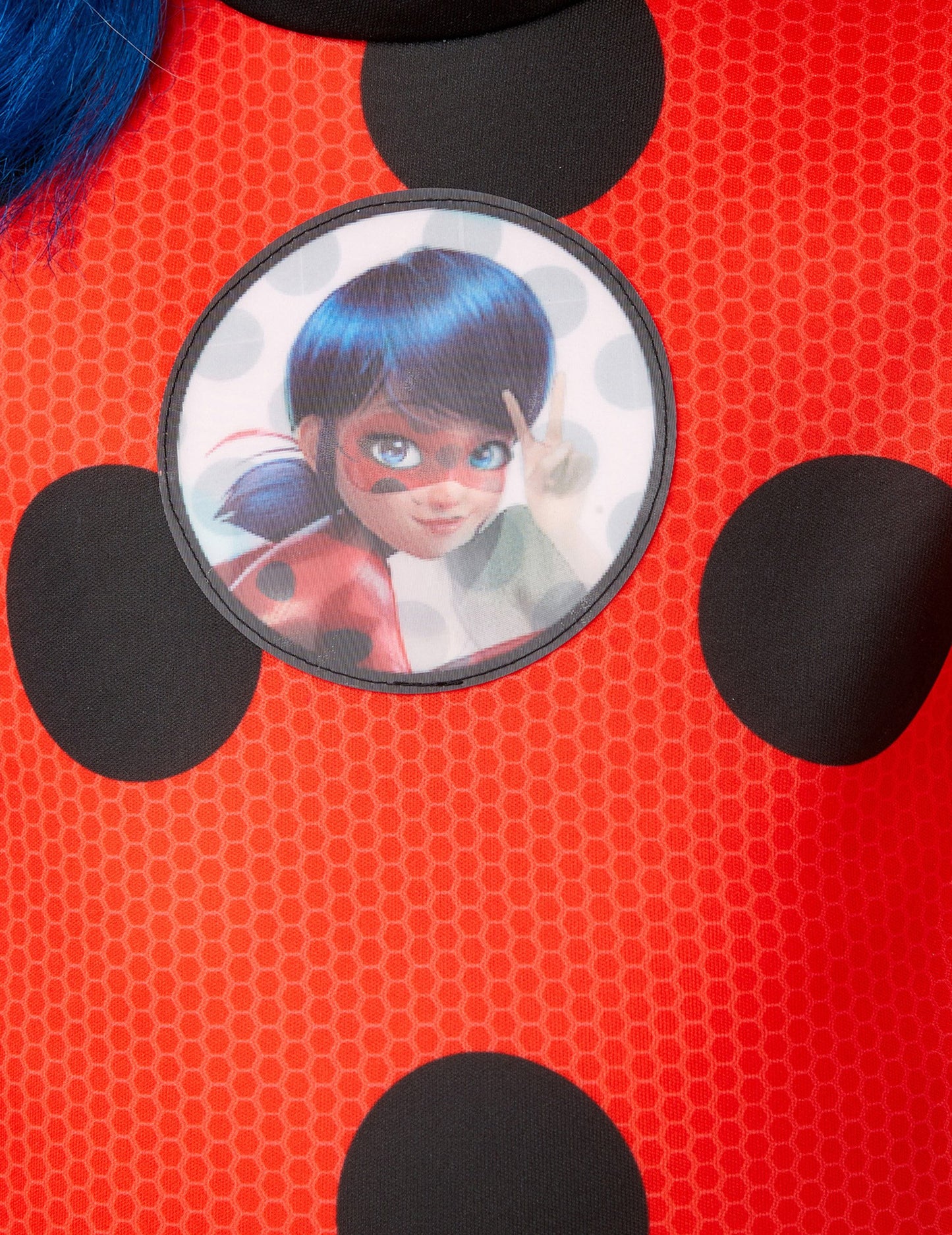 Csodálatos álruhás és maszk katicabogár lány