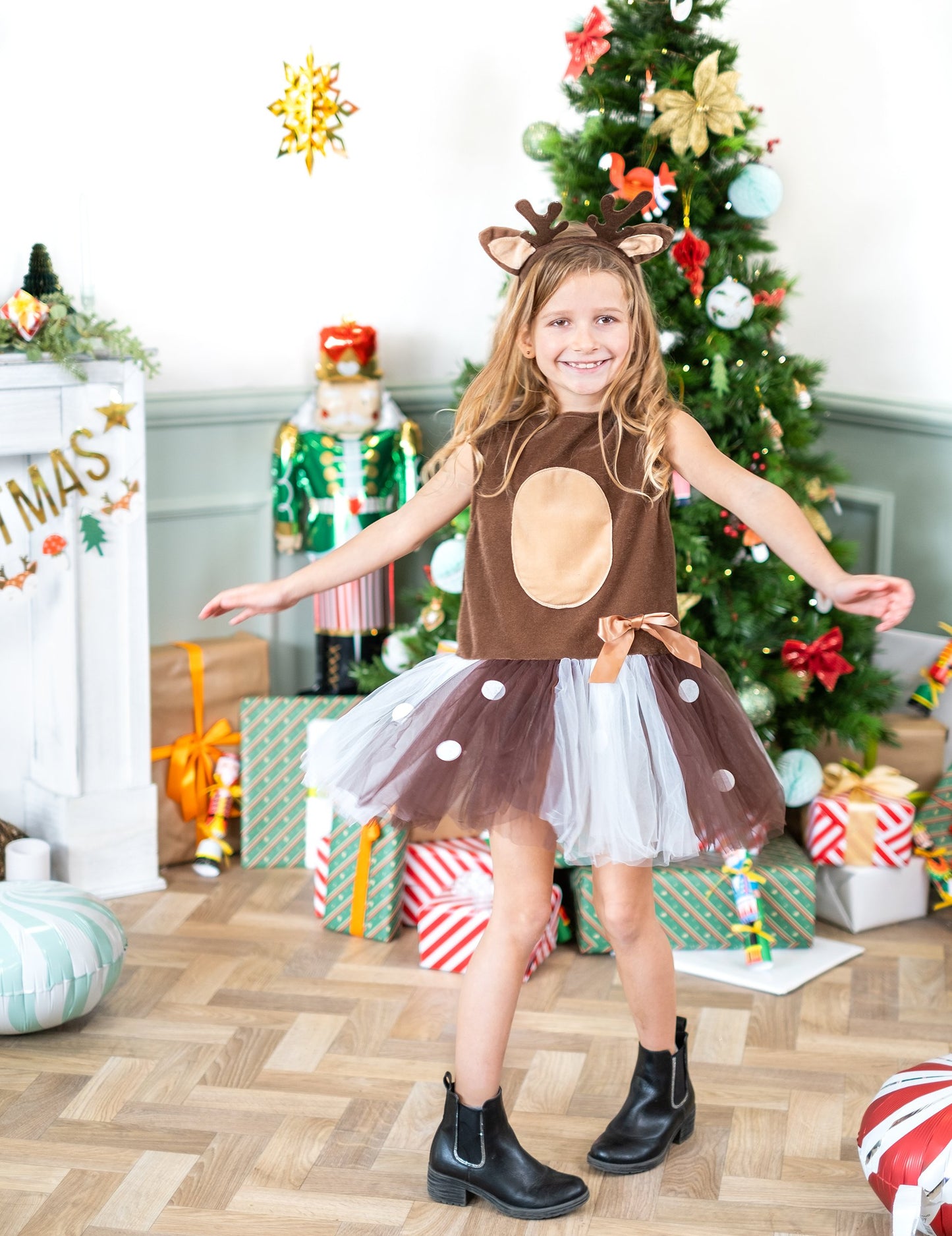 Kis álruhás rénszarvas tutu lány