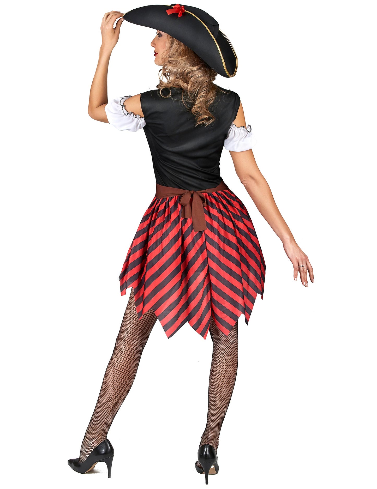 Piros és fekete kalóz álruhás nők