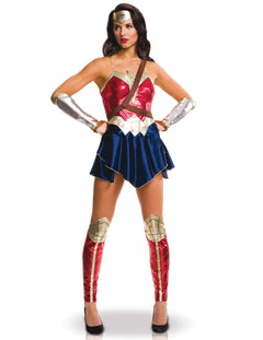 Wonder Woman jelmezek és kiegészítők