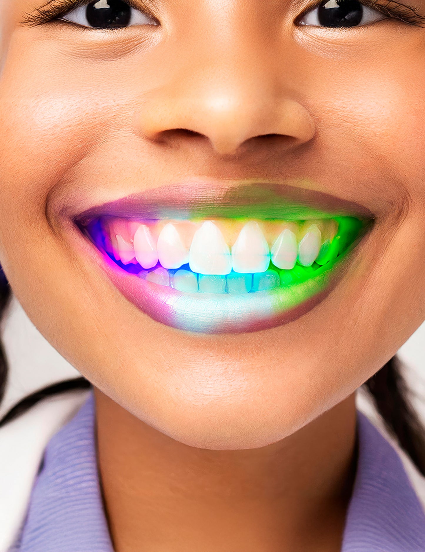 LED világító fogsorok