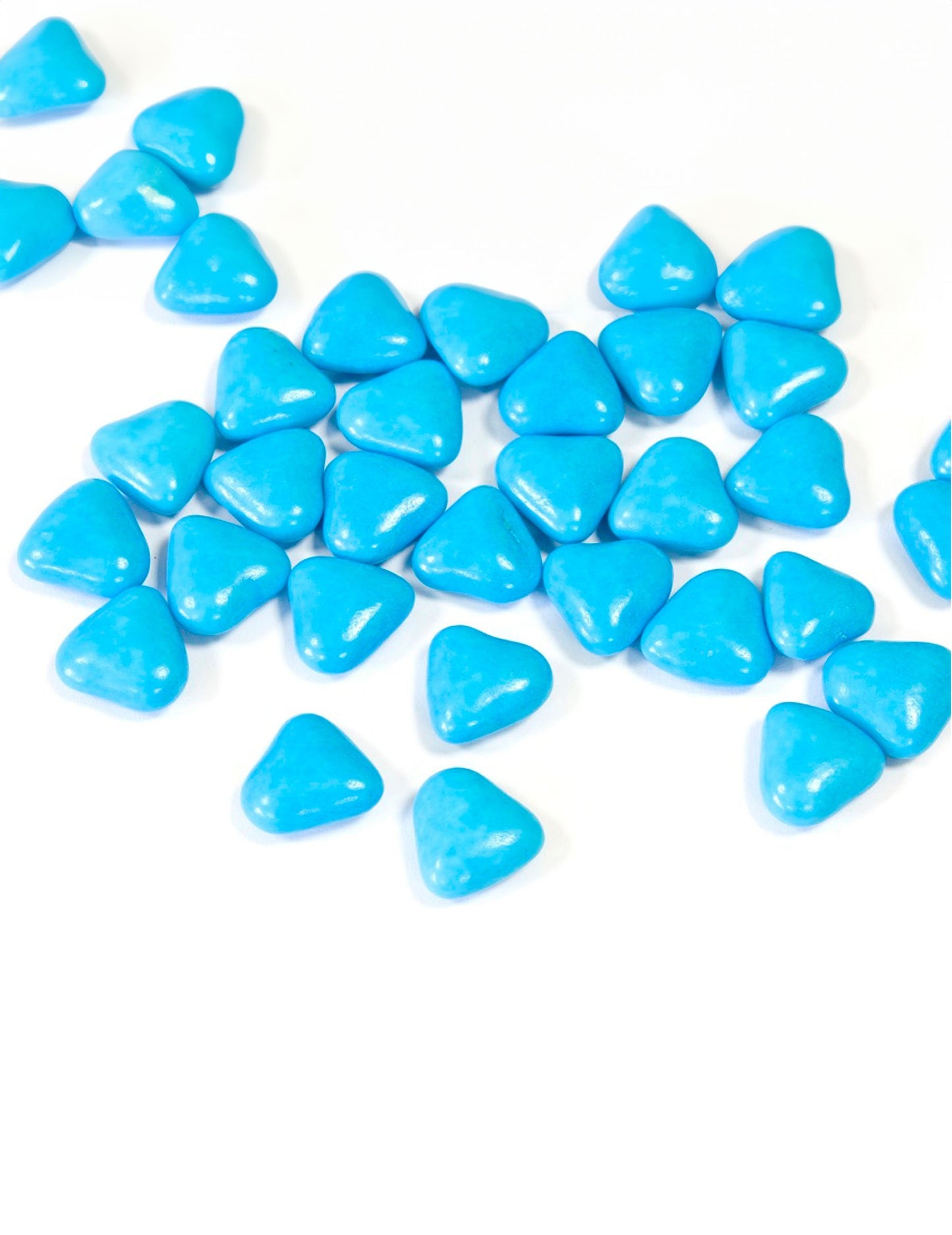 Mini szív alakú, türkiz színű csokis dragée 250 g-os kiszerelésben elsőáldozásra