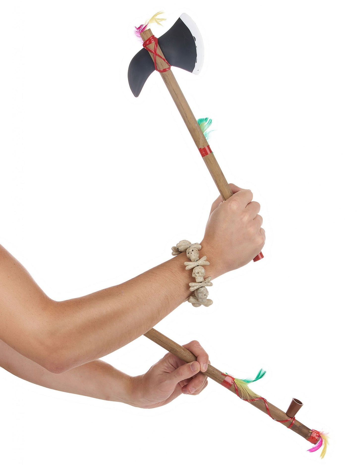 A 3 darabos indián kiegészítő készlet részletei: a fejsze, a pipák és a karkötő