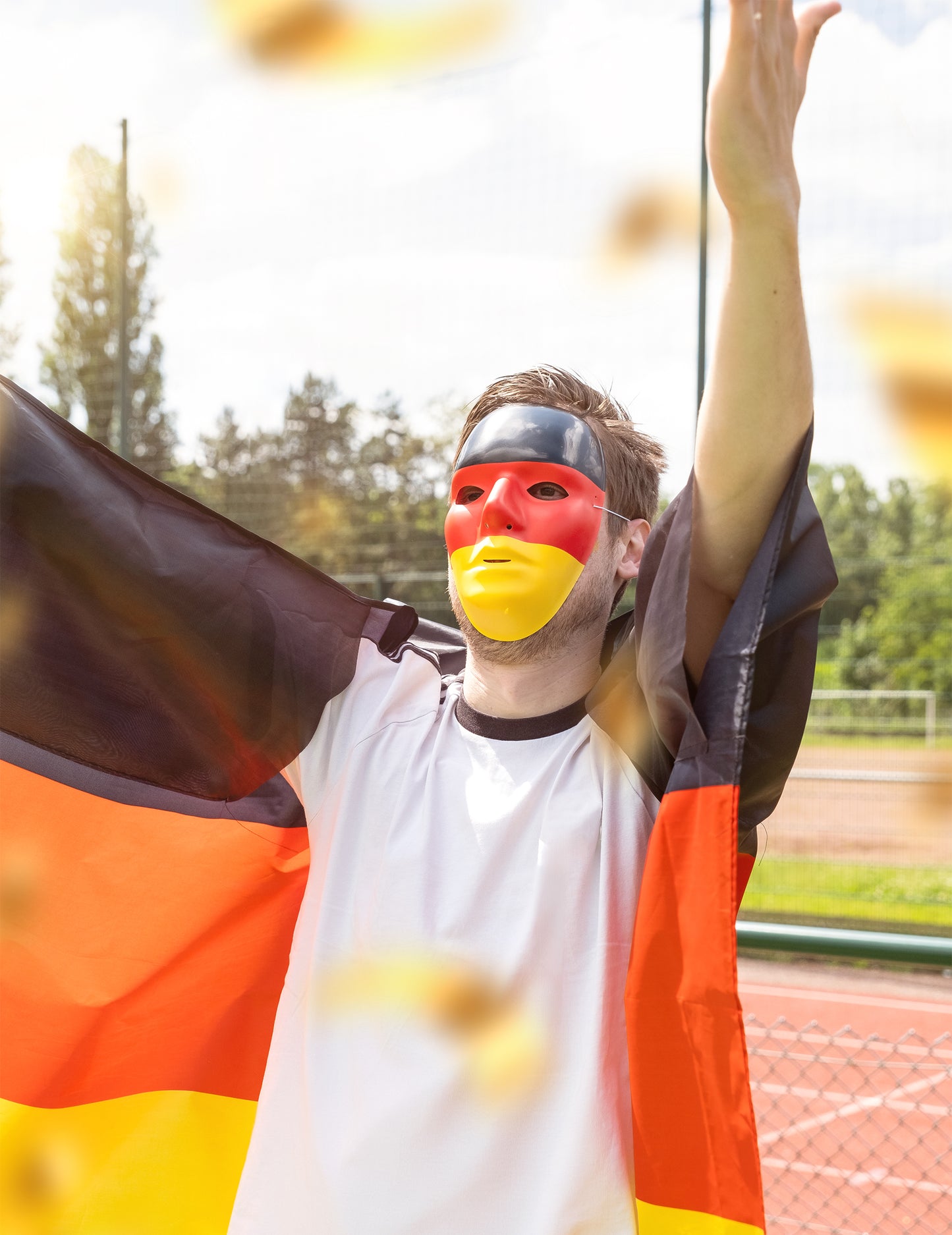 Helyzetbemutató szurkolói zászlóval a Németország maszk