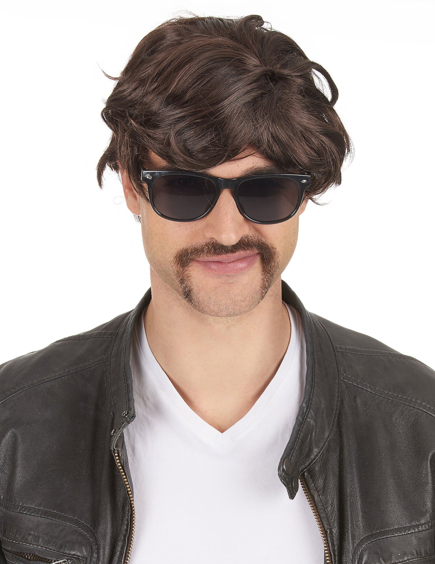 Rövid barna paróka férfiak