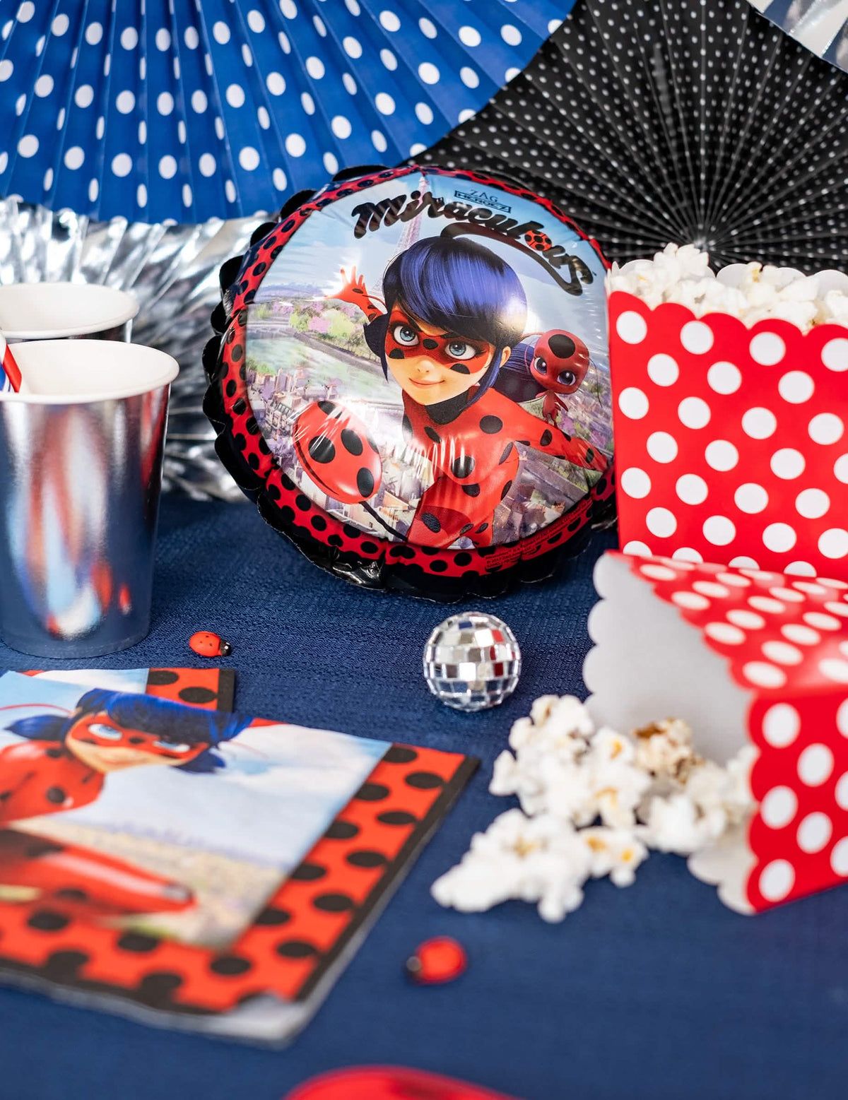 Ladybug alumíniumballonos ünnepi dekoráció
