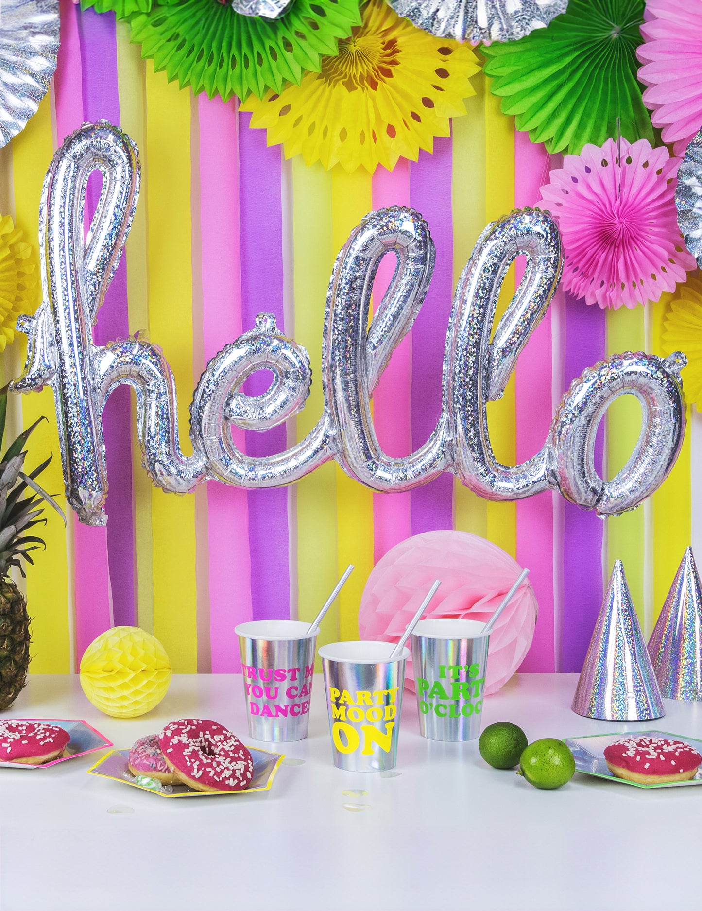 Kis sárga méhsejtpapír gömb 10 cm felakasztható