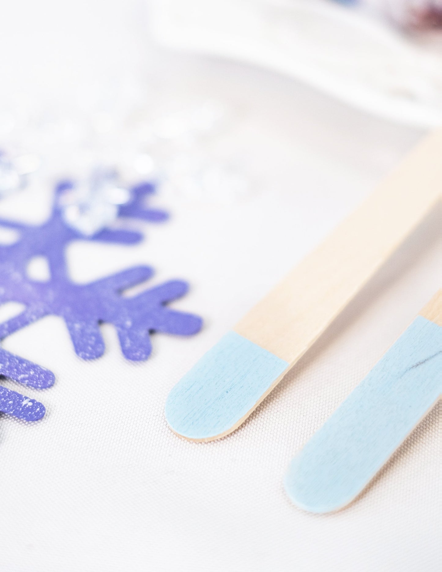 18 égkék fa teríték 16 cm, parti házvezetőnő