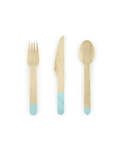 18 menta színű fa teríték 16 cm egyezés