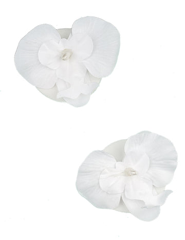 2 fehér úszó orchidea 6 x 8 cm középen gyönggyel 