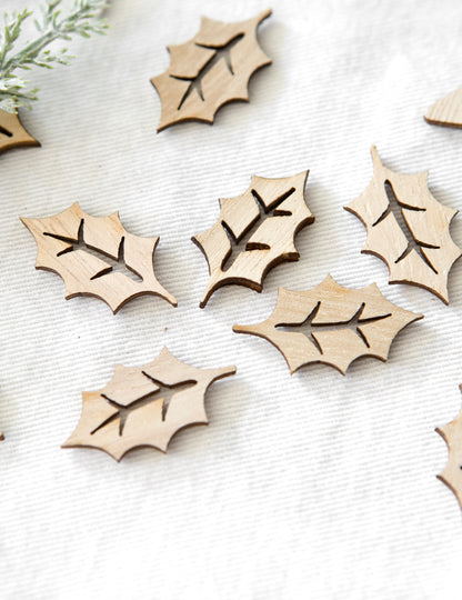 20 OpenWork Wood Confetti Holly Leaf 1,8 x 3 cm