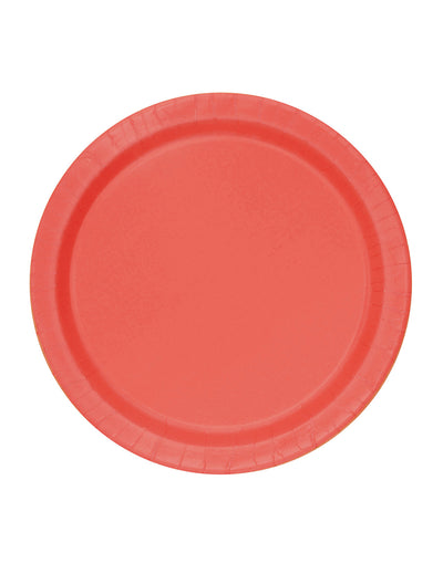 Petites assiettes en carton rouge clair