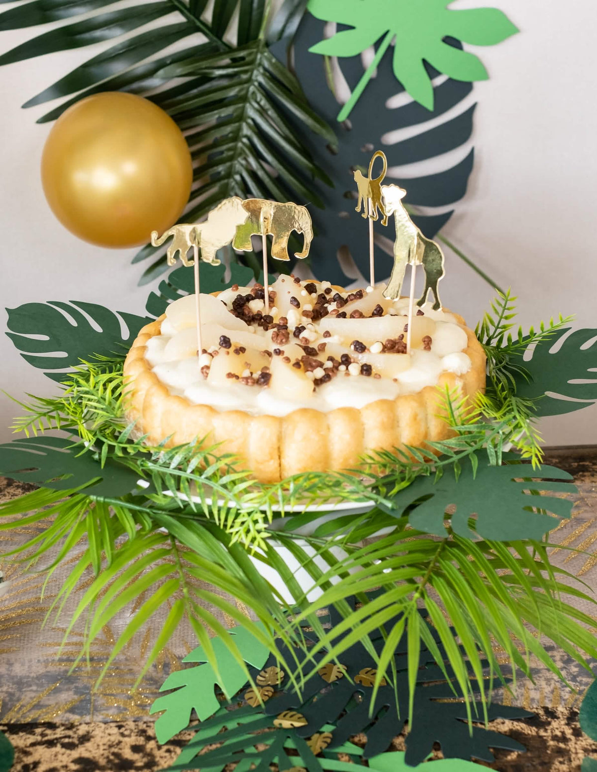 Torta tetején elhelyezhető fa nyársak állatok dzsungel