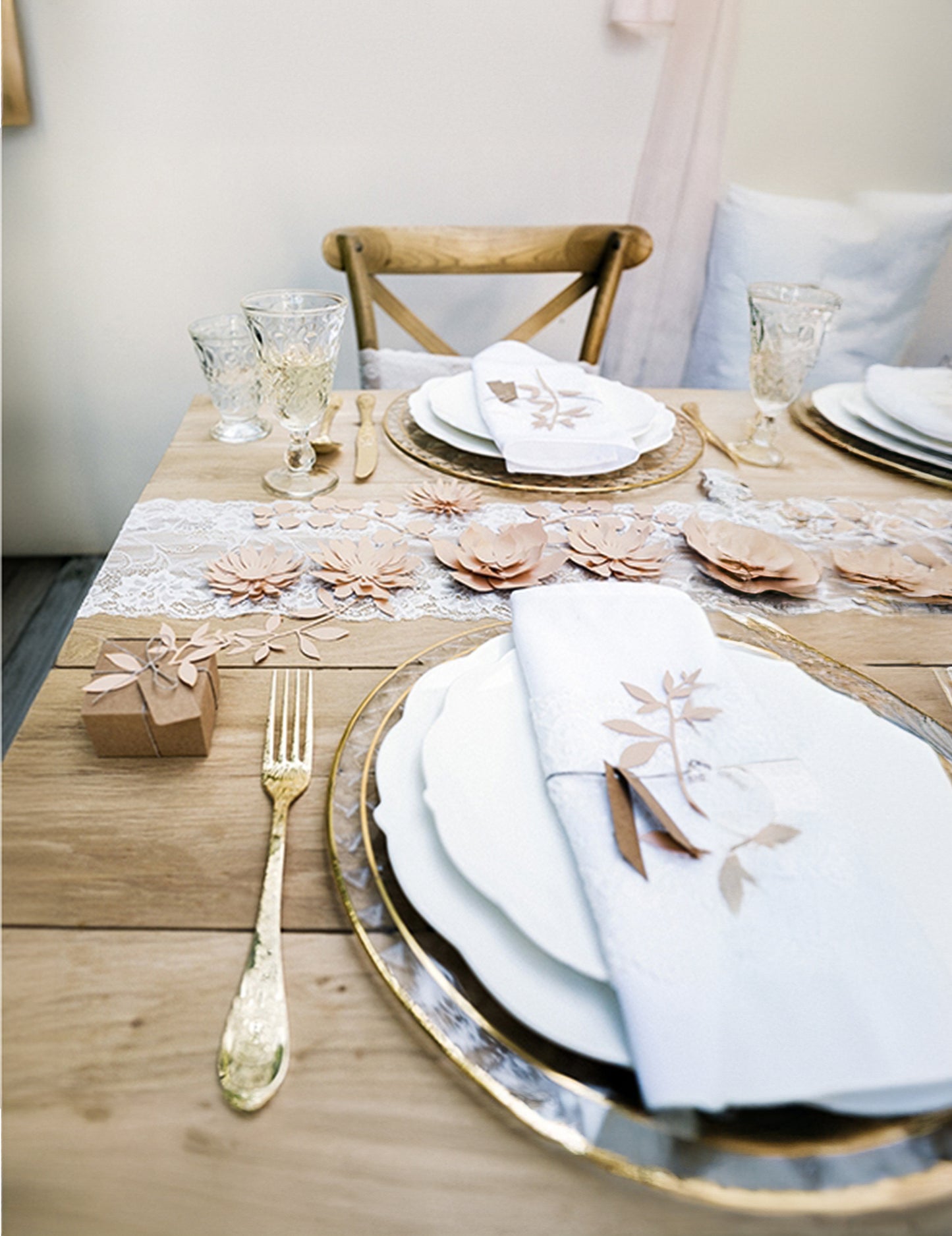 3 púderrózsaszín 3D papírvirág 