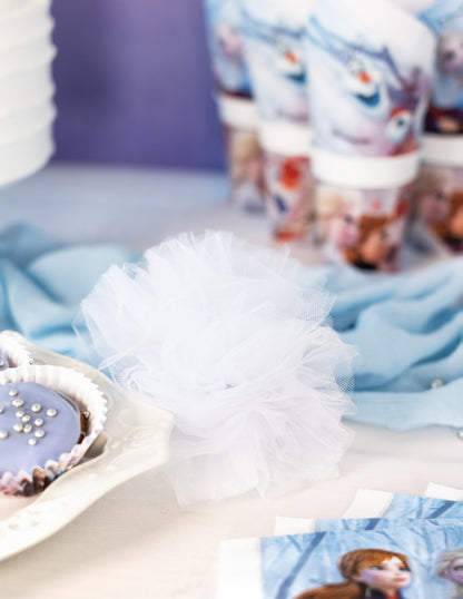 3 függő pompom a fehér tüll 15, 20 és 30 cm -ben
