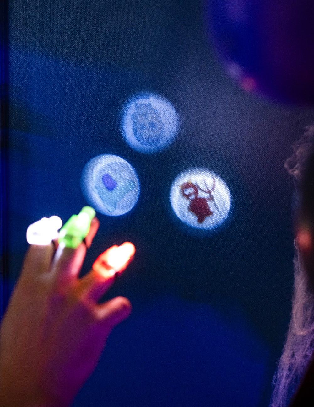 3 Projecteurs LED Halloween pour enfant multicolores avec motifs de monstres