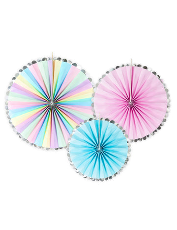 3 pasztell és ezüst dekoratív rozetta 30, 25 és 21 cm