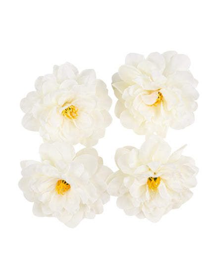 4 krémszínű pünkösdi rózsa, 9x9 cm, anyagból