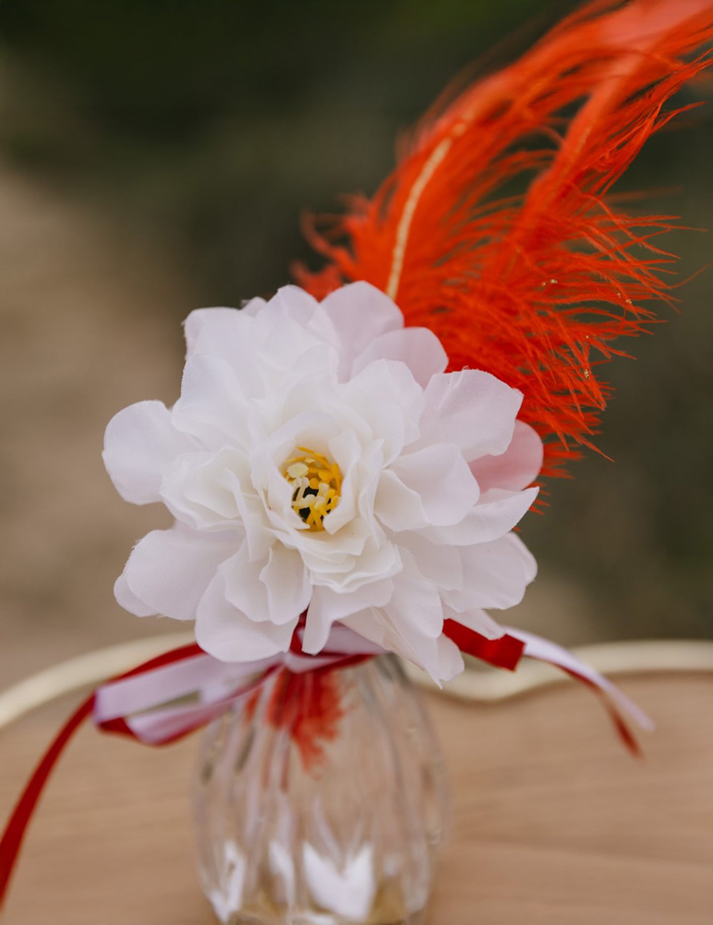 4 krémszínű pünkösdi rózsa, 9x9 cm, anyagból