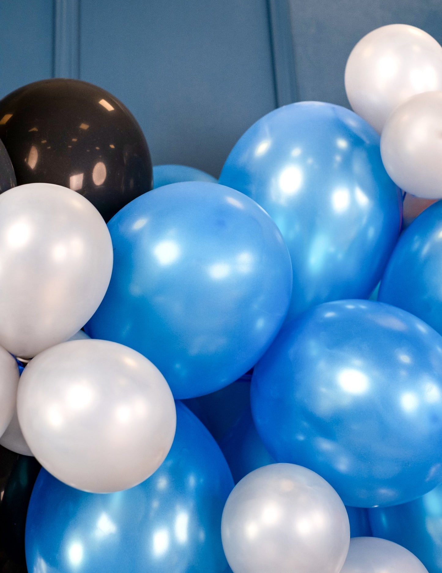 50 fémkék léggömb 30 cm