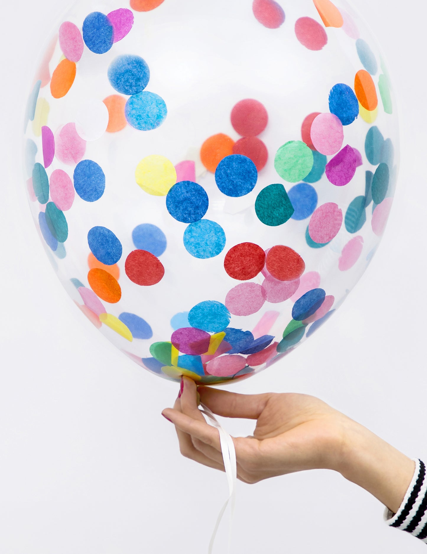 6 átlátszó latex léggömb többszínű konfetti 30 cm -rel