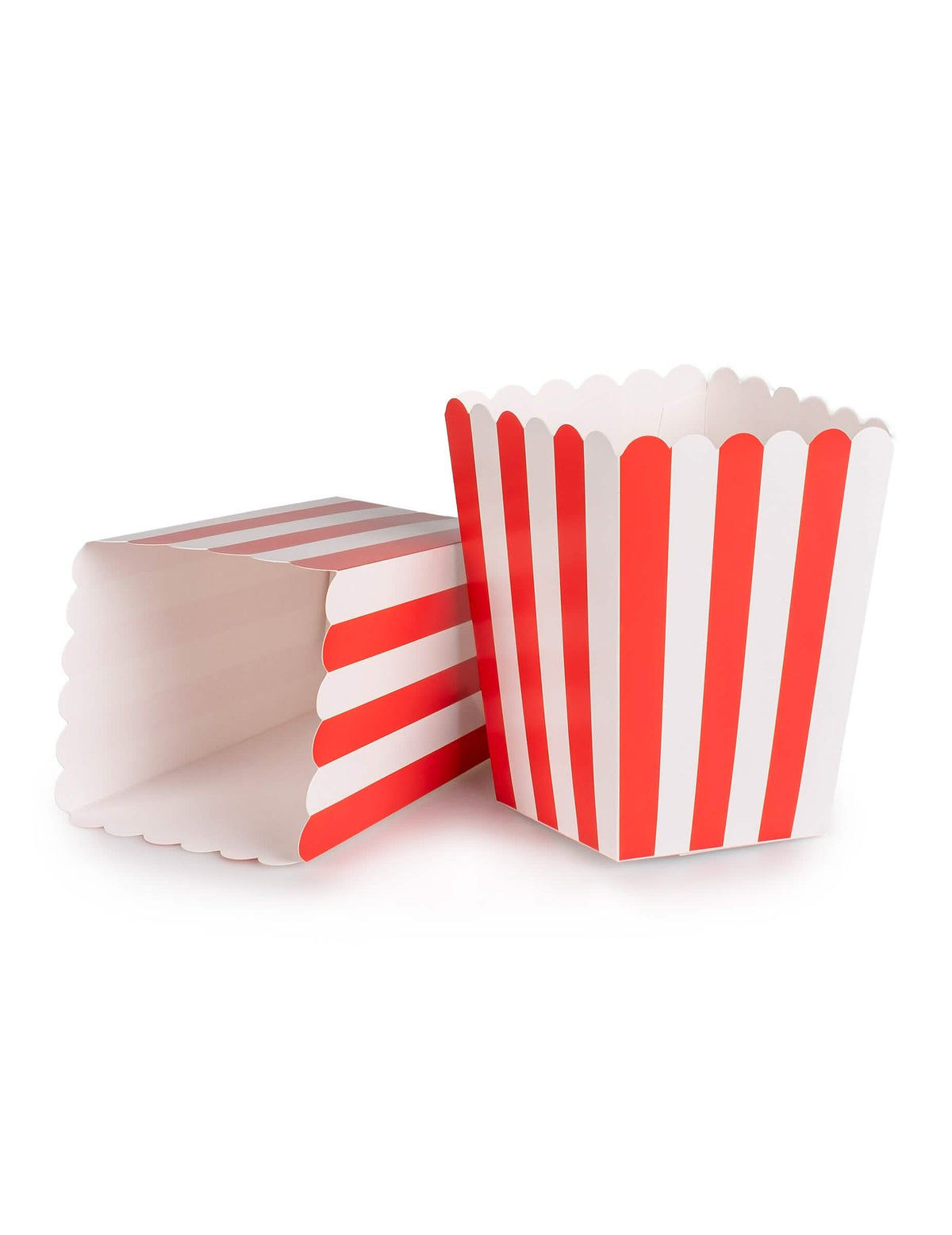 Elölnézetben és oldalnézetben látható, piros-fehér csíkos papír popcornos dobozok ünnepségre