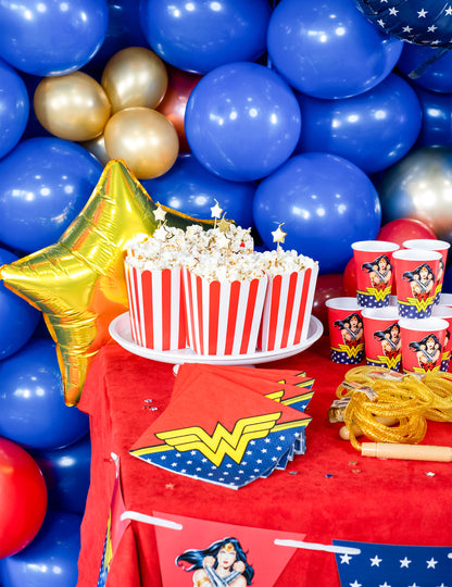 6 gyertya arany csillag alakú tortadíszeken