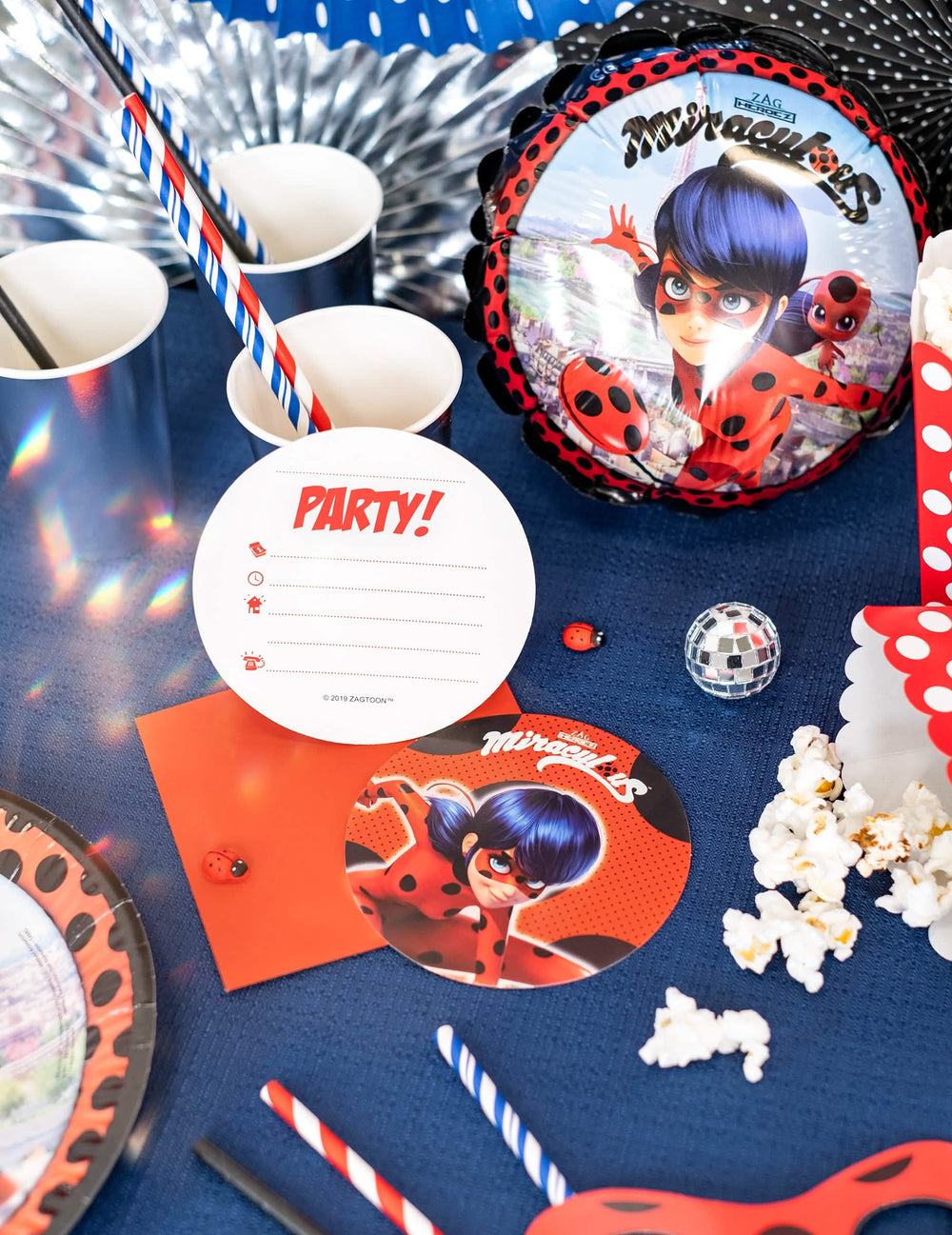 6 meghívókártya és boríték Miraculous Ladybug rendezői összeállítása