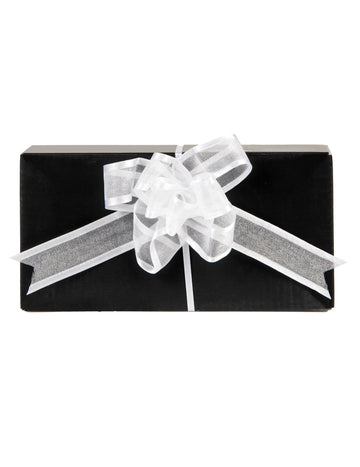 6 csomó, ha fehér organzában 10 cm -re lő